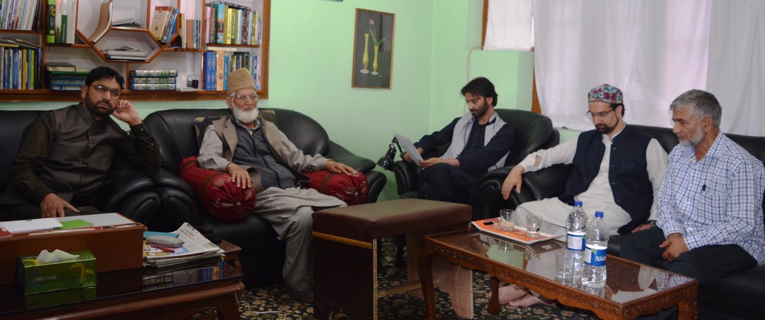 "Hurriyat, JKLF forge “issue-based unity"